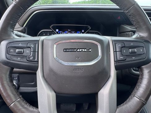Used 2021 GMC Yukon XL Denali w/ Denali Premium Package AWD/4WD image 20