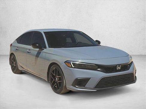 Used 2022 Honda Civic Sport image 4