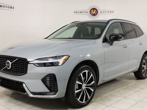 Used 2025 Volvo XC60 B5 Plus AWD/4WD image 5