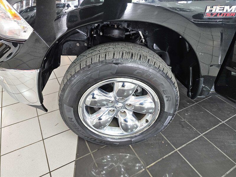 Used 2017 RAM 1500 Big Horn AWD/4WD image 32