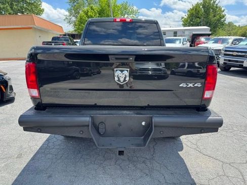 Used 2017 RAM 2500 Tradesman w/ Chrome Appearance Group AWD/4WD image 3