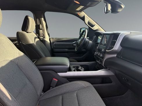 Used 2019 RAM 1500 Big Horn image 15