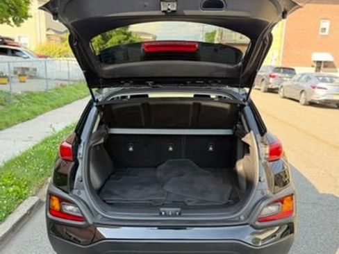 Used 2021 Hyundai Kona SEL AWD/4WD image 8