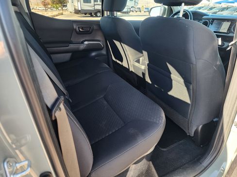 Used 2023 Toyota Tacoma TRD Off-Road image 14