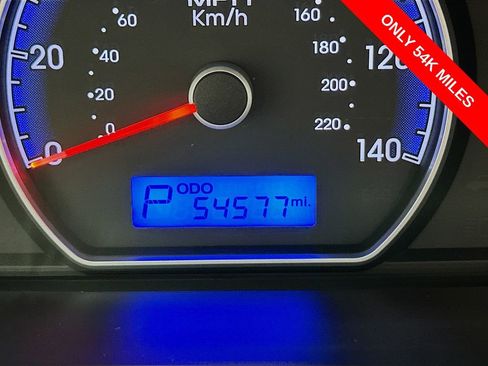 Used 2010 Hyundai Elantra GLS w/ Sunroof Pkg 3 FWD image 13