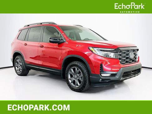 Used 2024 Honda Passport TrailSport image 1