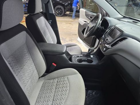 Used 2024 Chevrolet Equinox LS w/ LS Convenience Package AWD/4WD image 10