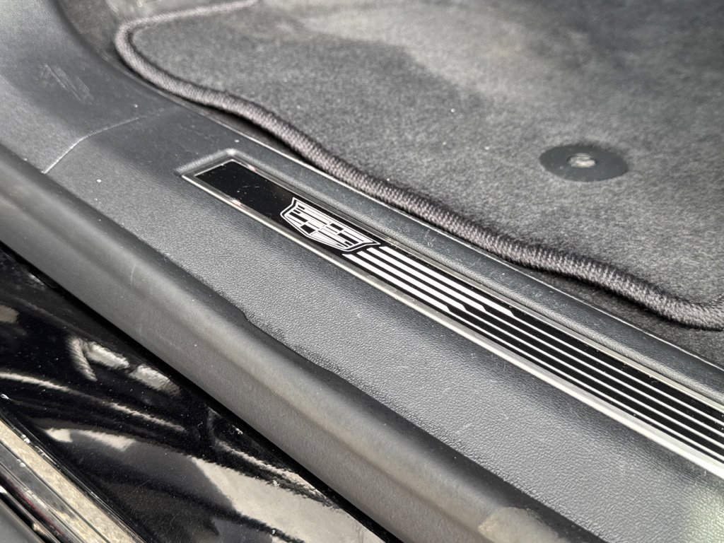 Used 2026 Cadillac Vistiq Platinum w/ LPO, Floor Liner Package AWD/4WD image 30