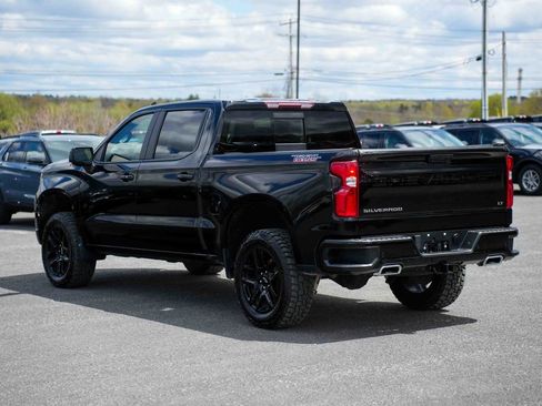Used 2024 Chevrolet Silverado 1500 LT Trail Boss w/ LT Trail Boss Premium Package AWD/4WD image 7