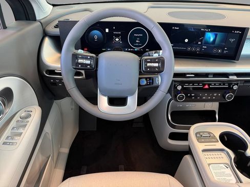 New 2026 Hyundai Ioniq 9 SE AWD/4WD image 15