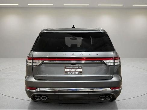 Certified 2023 Lincoln Aviator Reserve w/ Elements Package Plus AWD/4WD image 4