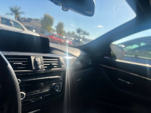 Used 2019 BMW M4 Convertible w/ Competition Package RWD image 13