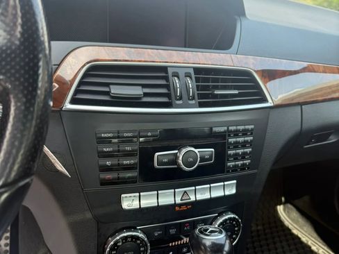 Used 2013 Mercedes-Benz C 300 4MATIC Sedan image 14