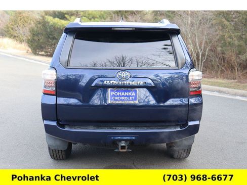 Used 2018 Toyota 4Runner SR5 Premium image 6