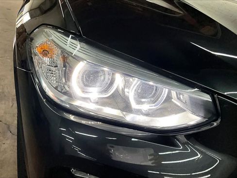 Used 2021 BMW X4 xDrive30i w/ M Sport Package image 30