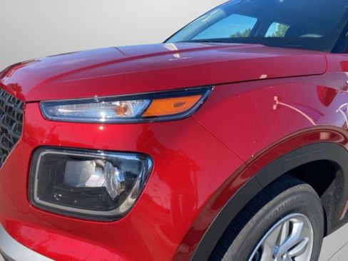 New 2026 Hyundai Venue SE FWD image 9