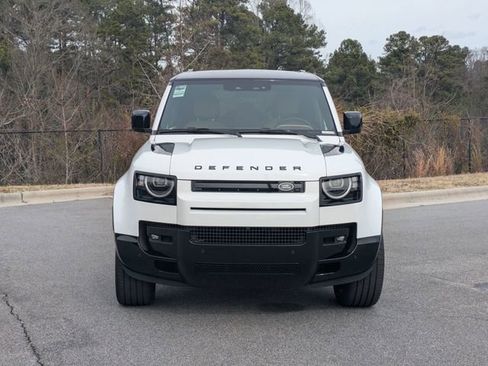 Used 2026 Land Rover Defender 110 X-Dynamic SE AWD/4WD image 2