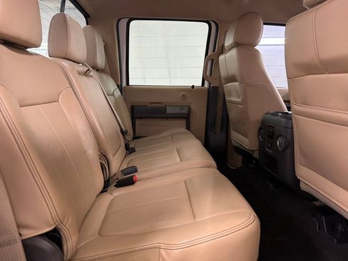 Used 2016 Ford F250 Lariat w/ Lariat Interior Package AWD/4WD image 25