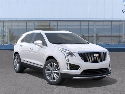 New 2025 Cadillac XT5 Premium Luxury w/ LPO, Floor Liner Package image 7