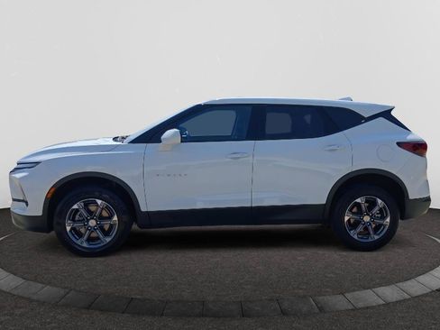 Used 2025 Chevrolet Blazer LT AWD/4WD image 4