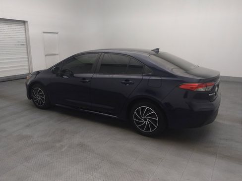 Used 2023 Toyota Corolla LE FWD image 3