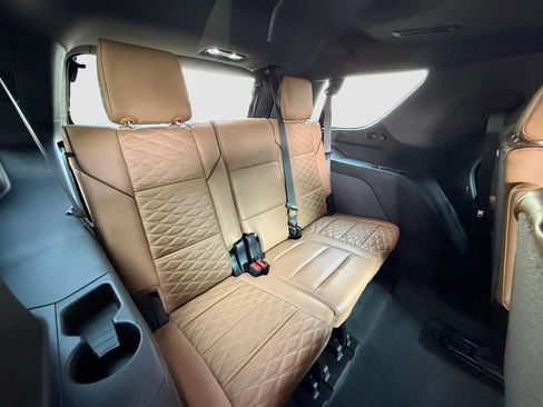 Used 2023 Cadillac Escalade Sport w/ Touring Package AWD/4WD image 20