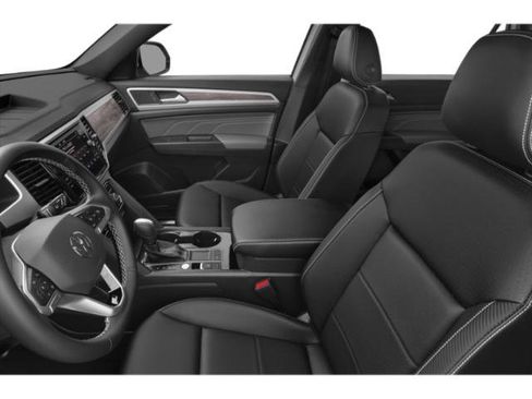 Used 2023 Volkswagen Atlas Cross Sport SE w/ Panoramic Sunroof Package FWD image 9