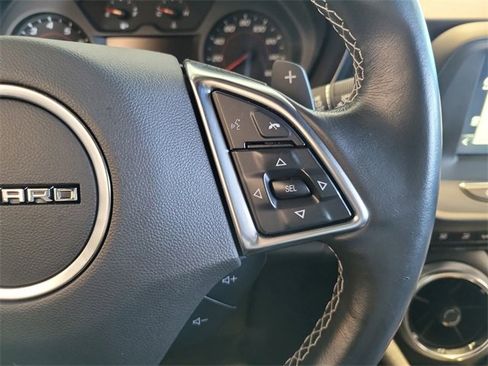 Used 2018 Chevrolet Camaro LT image 15