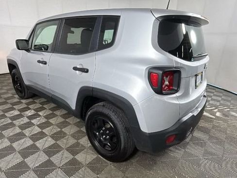Used 2021 Jeep Renegade Sport AWD/4WD image 5