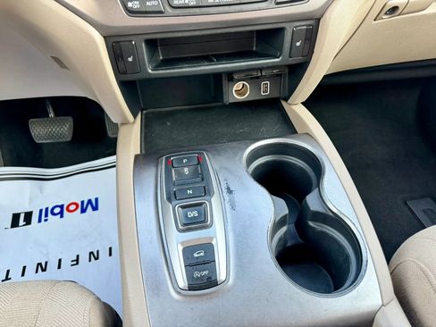 Used 2021 Honda Pilot EX image 25