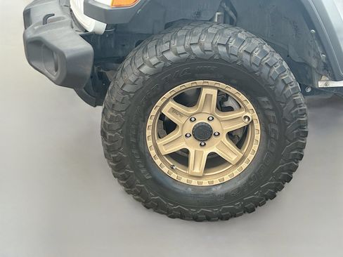 Used 2022 Jeep Wrangler Unlimited Sport AWD/4WD image 30