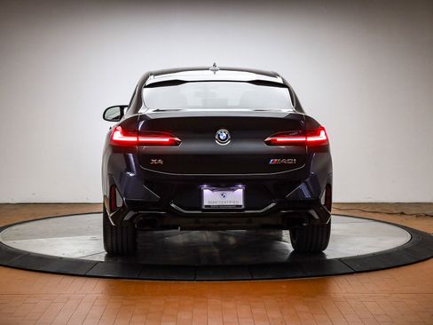 Certified 2023 BMW X4 M40i w/ Premium Package image 3