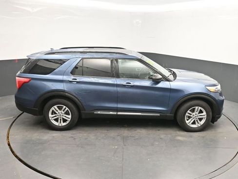 Used 2020 Ford Explorer XLT w/ Equipment Group 202A image 24