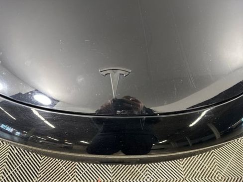 Used 2018 Tesla Model 3 Long Range image 9
