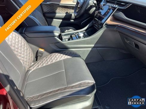 Certified 2024 Jeep Grand Cherokee L Summit w/ High Altitude Package image 25