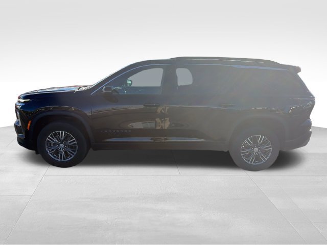 Used 2026 Chevrolet Traverse LT AWD/4WD image 2