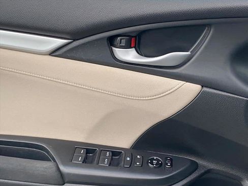 Used 2018 Honda Civic EX image 18