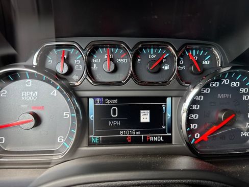 Used 2019 Chevrolet Tahoe LT AWD/4WD image 12
