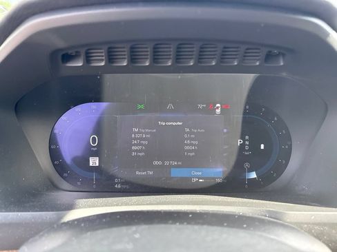 Used 2025 Volvo XC90 B6 Plus w/ Protection Package Premier AWD/4WD image 18