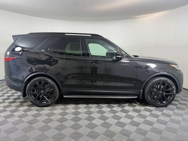 Used 2026 Land Rover Discovery S AWD/4WD image 9