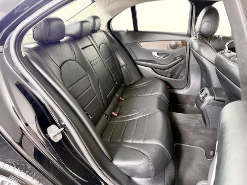 Used 2017 Mercedes-Benz C 300 4MATIC Sedan image 44