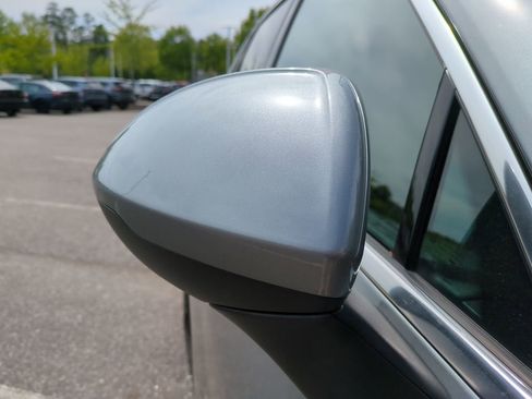Used 2023 Buick Envision Essence FWD image 12