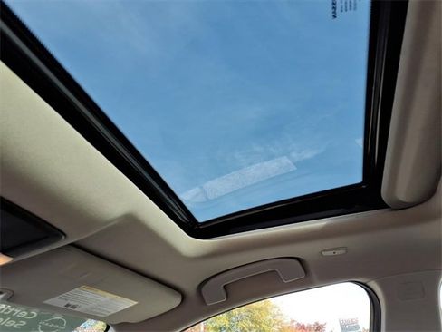 Used 2022 Nissan Altima 2.0 SR image 14