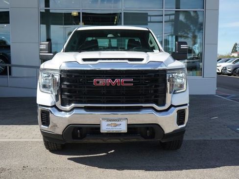 Used 2020 GMC Sierra 2500 2WD Crew Cab w/ Convenience Package image 3