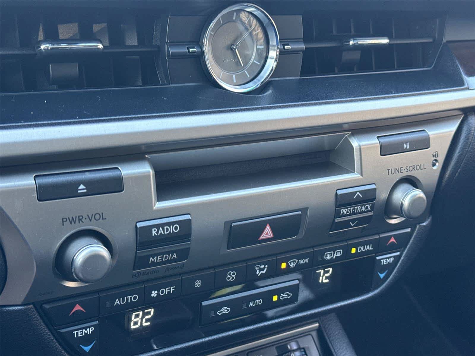 Used 2014 Lexus ES 350 w/ Luxury Package FWD image 28