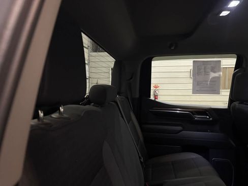 Used 2022 Chevrolet Silverado 1500 RST w/ Z71 Off-Road Package AWD/4WD image 32