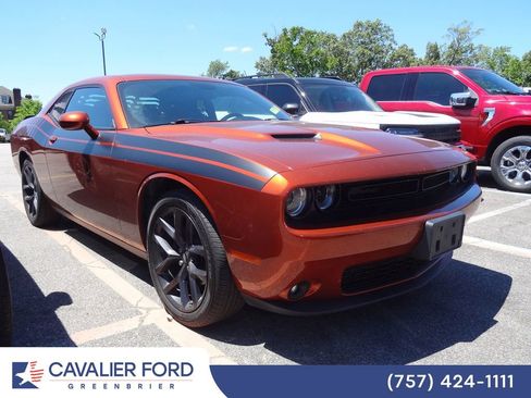 Used 2020 Dodge Challenger SXT w/ Blacktop Package RWD image 1