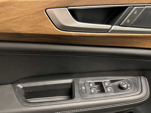 New 2026 Volkswagen Atlas SE image 10