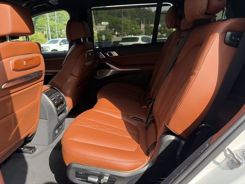 Certified 2023 BMW X7 xDrive40i AWD/4WD image 32