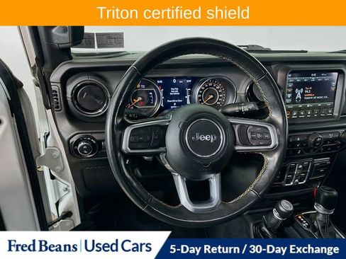 Used 2022 Jeep Gladiator Overland image 19